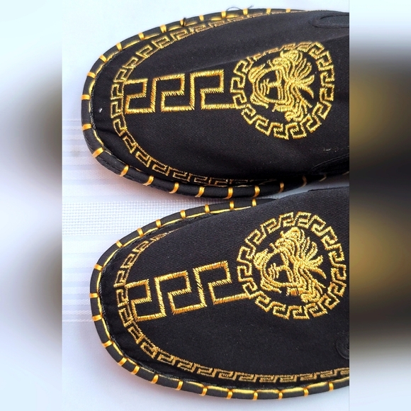 MEN EMBROIDERED SHOES - Picture 1 of 14